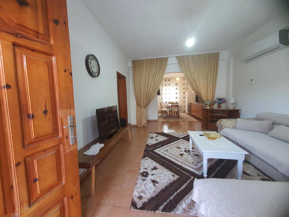 Willa Spacious House With A Big Garden And Fire Pit Tirana Zewnętrze zdjęcie