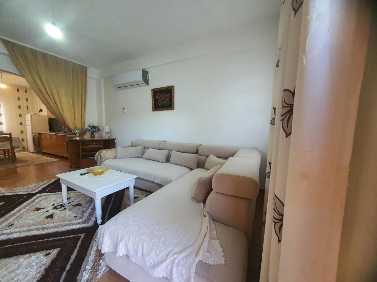 Willa Spacious House With A Big Garden And Fire Pit Tirana Zewnętrze zdjęcie